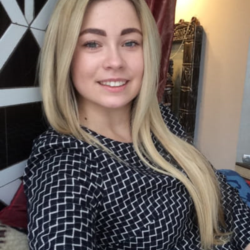 How to date with russian wife online in Tinder or Badoo